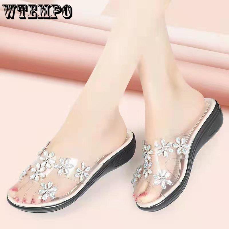 Женские сандалии, летние сандалии для мам, тапочки, нескользящая верхняя одежда, большие размеры, модные верхние тапочки со стразами и мягкой подошвой