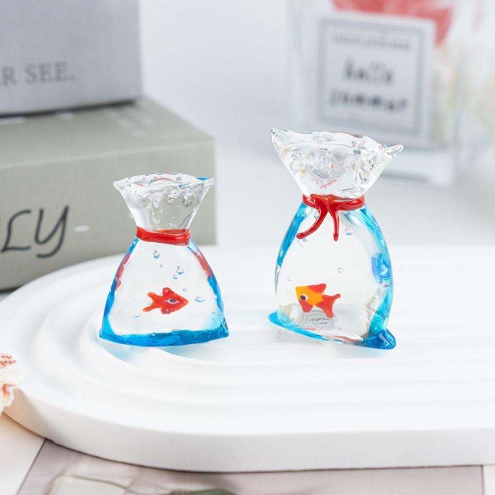 Handmade Mini Glass Fish Tank Creative Mini Pocket Fish Statue Aquarium Decoration Home Ornament
