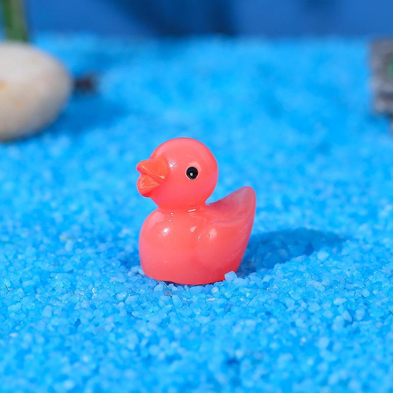 Миниатюрные желтые кукольные аксессуары для уток - Креативные украшения для микропейзажей и подвески из смолы