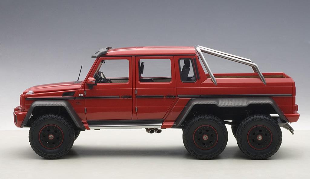 AUTOart Mercedes Benz G63 AMG 6X6 1/18 (красный)