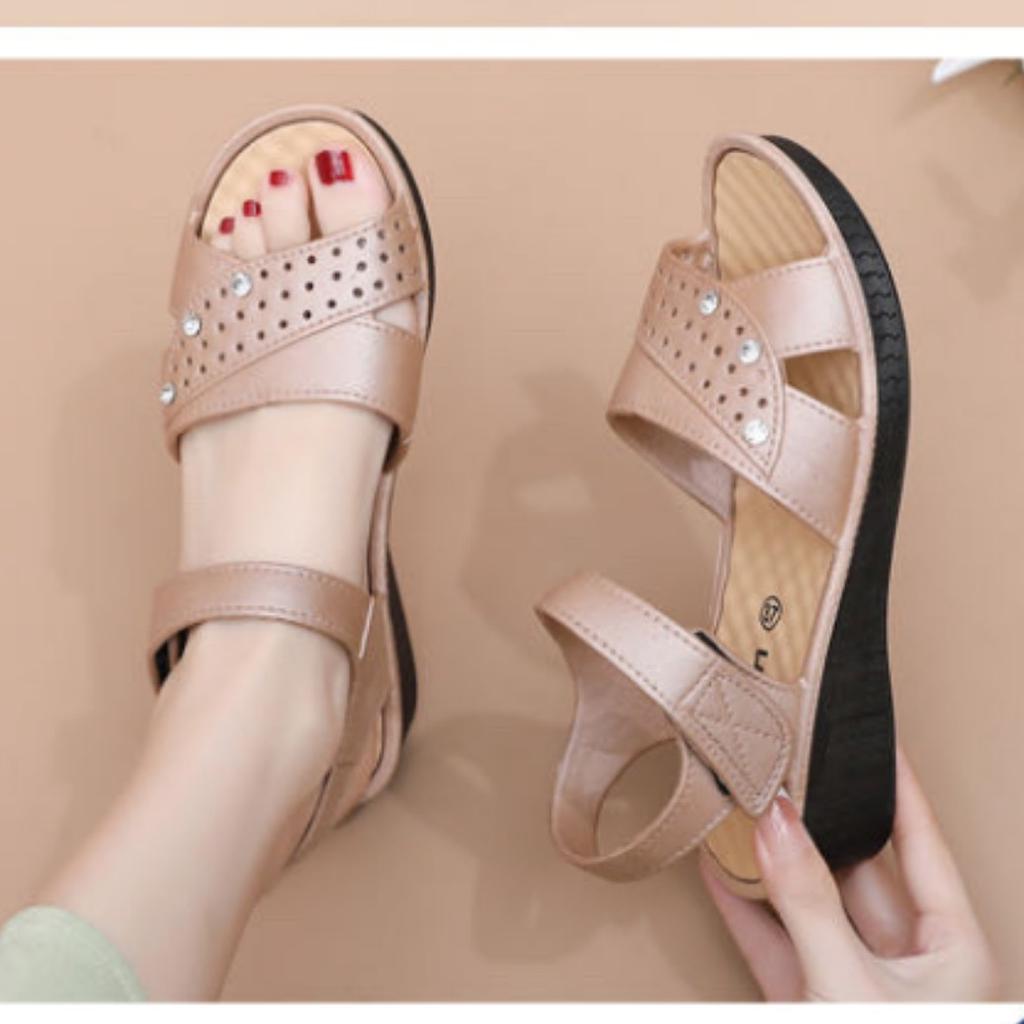 2025 новый стиль тапочки повседневная однослойная обувь удобные модные повседневные удобные сандалии летние модные тапочки тапочки сандалии