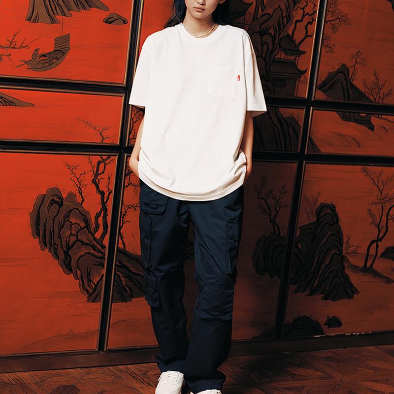 UNDEFEATED Year Of The Dragon Limited Edition Collection T-Shirts Unisex Crew Neck Moderate Straight Fit UC34GSS02M