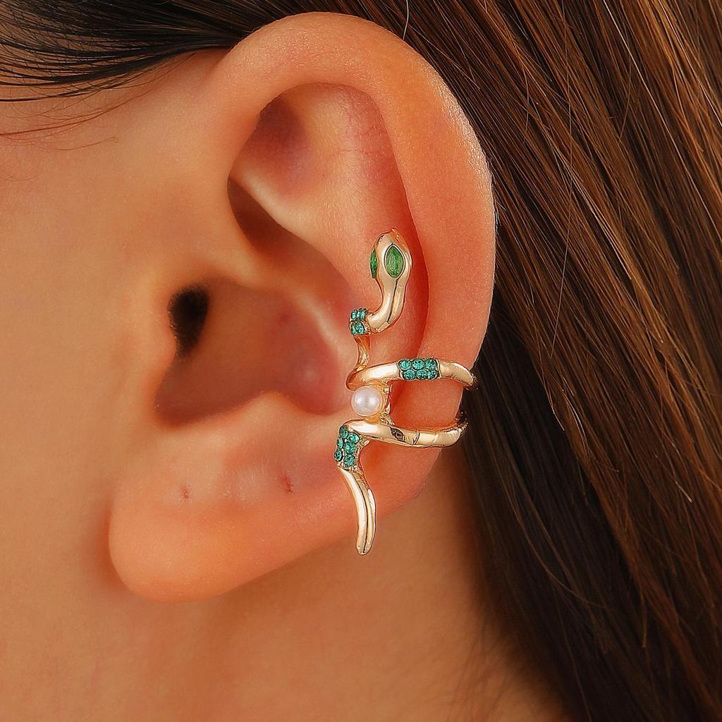 Элегантные серьги-клипсы в виде змеи с бриллиантами - без прокола, минималистичная мода, нишевый дизайн