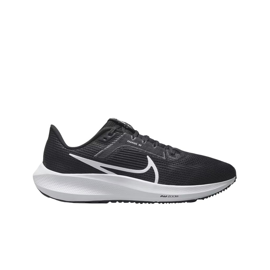 (w) Nike Air Zoom Pegasus 40 Black