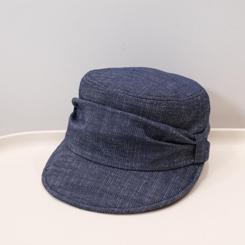 Korean flat-top pleated equestrian hat autumn new literary and retro sunshade beret showing face small versatile painter hat