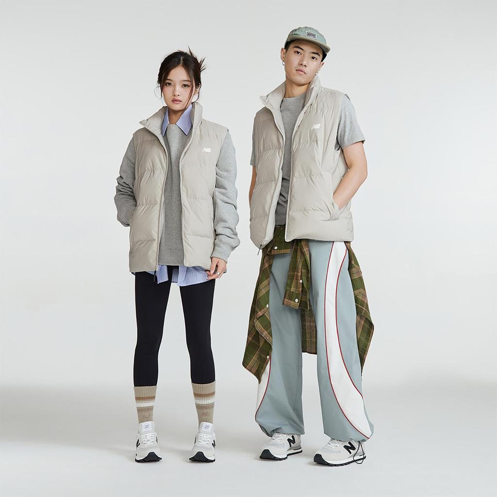 New Balance Down Vests Unisex Light Khaki Stand Collar Moderate (Unisex) Down Vests AMV34325 SEN
