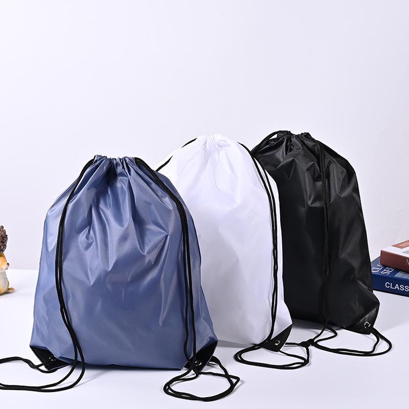 В наличии Спортивный рюкзак-мешок из полиэстера с логотипом на заказ