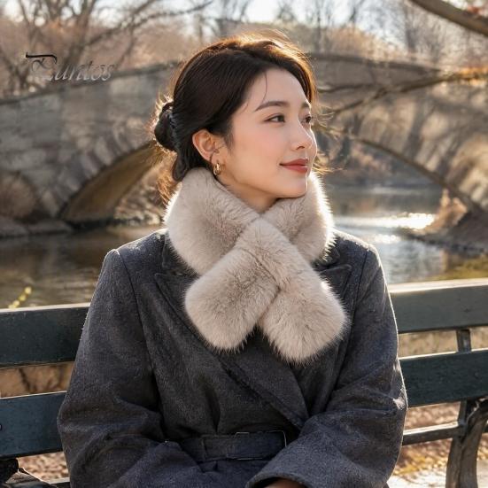 Winter Gifts for Women Plush Cross Scarf, Stylish Faux Fur Neck Warmer, Soft Velvet Gaiter Double-Sided Thermal Wrap Elegant Scarf Ladies Girls Fox