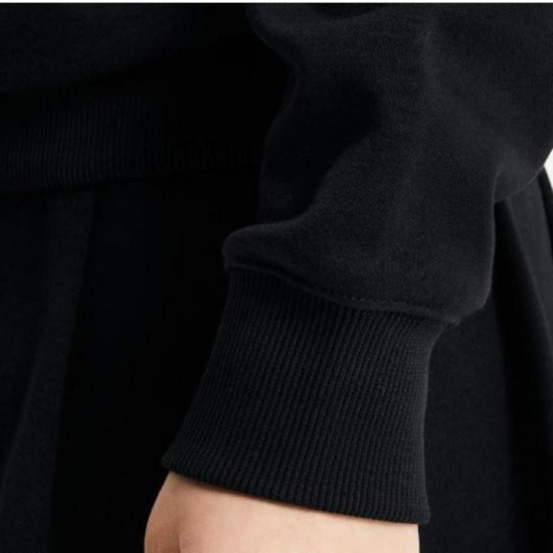 New BalaNce Half Club New BalaNce New BalaNce UNiversal EsseNtial Blim Zip Up Semi Overfit Sweatshirt N