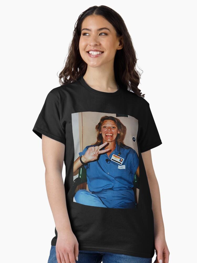 Monster Aileen Wuornos - Iconic Peace Sign Portrait - Vintage True Crime Documentary Unisex T-Shirt Classic Unisex T-Shirt