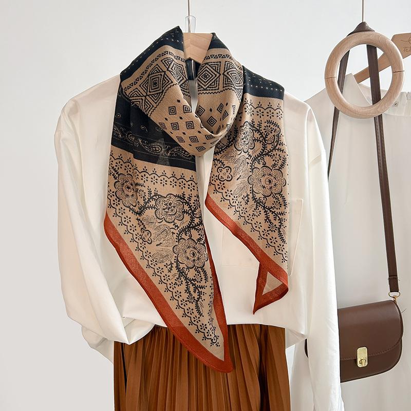 Niche Fashionable High-end Single-layer Parallel Scarf Women's Retro Creative Printing Temperament Thin Silk Scarf