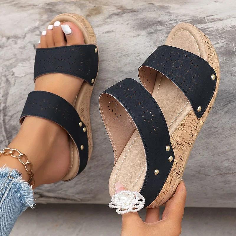 Fashion 2025 Summer Platform Sandals Fashion Shoes for Women Vintage Hollow Out Thick Bottom Slippers Woman Comfort Non Slip Rome Shoes