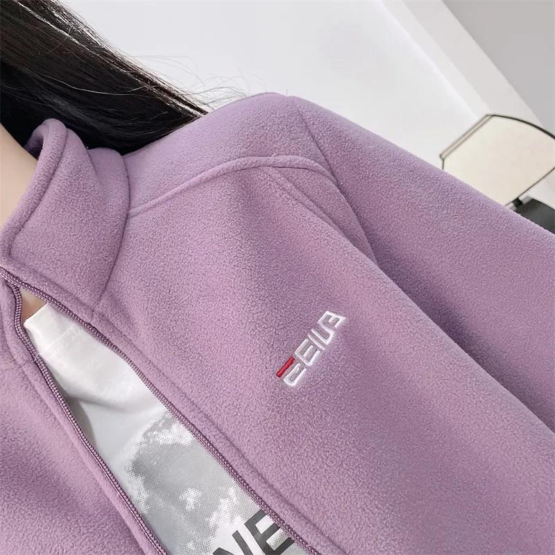 Женская утепленная флисовая верхняя одежда: Ветрозащитные и уютные спортивные повседневные куртки с высоким воротником для весны и осени для улицы