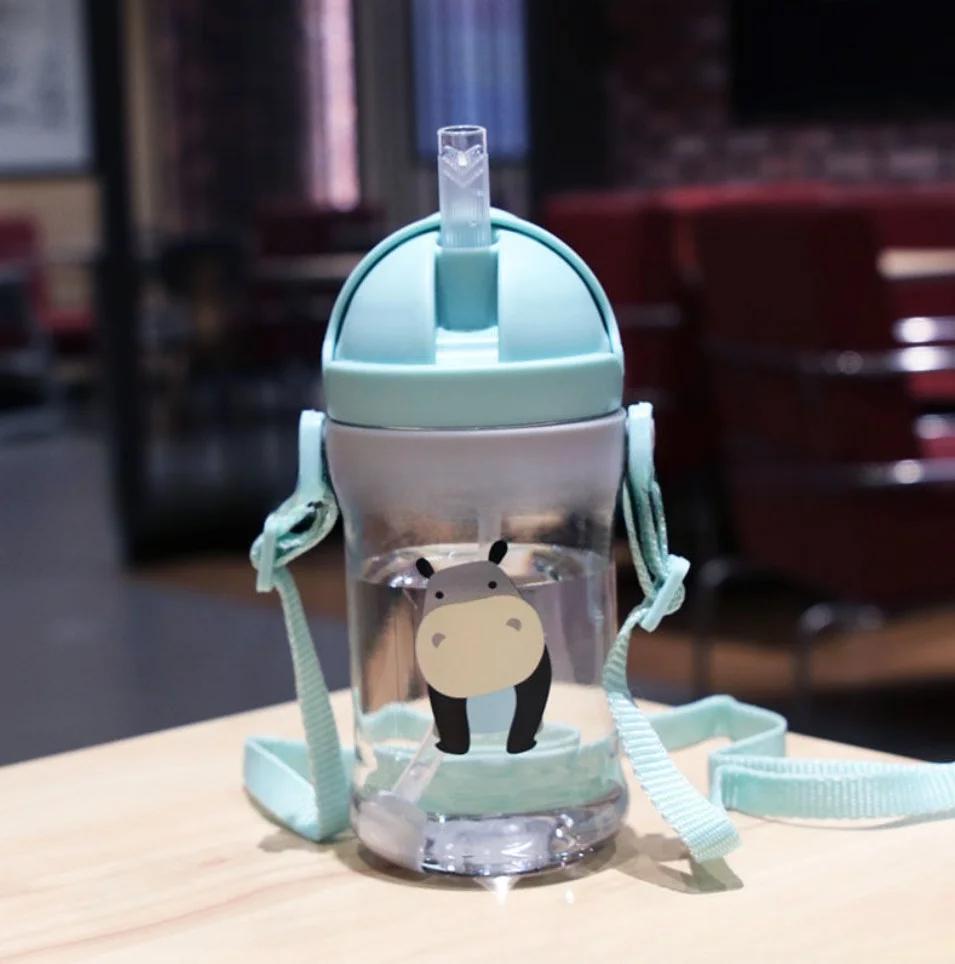 Детская пластиковая бутылка для питья с соломинкой и мультяшным рисунком - Идеально подходит для кормления и обучения малыша на открытом воздухе