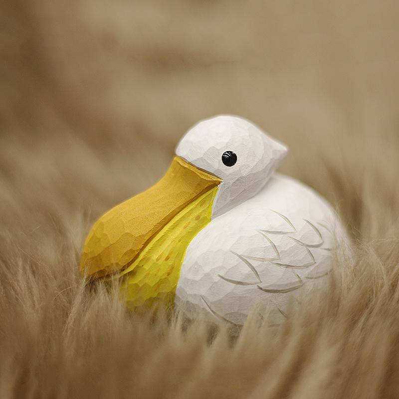 Пеликан Резьба по дереву Птица Полностью ручная работа Массив дерева Настольные украшения Домашнее деревянное украшение Деревянная скульптура Вещи для украшения комнаты