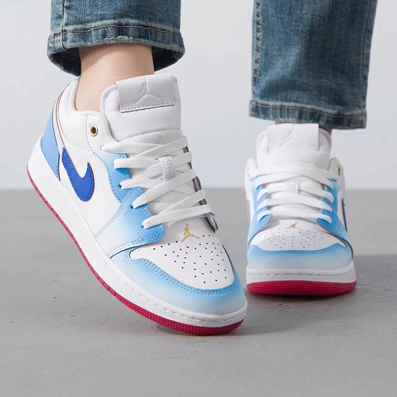 Детские кроссовки Air Jordan 1 Low SE GS Blue Gradient White Game-Royal University-Blue FN8895-141