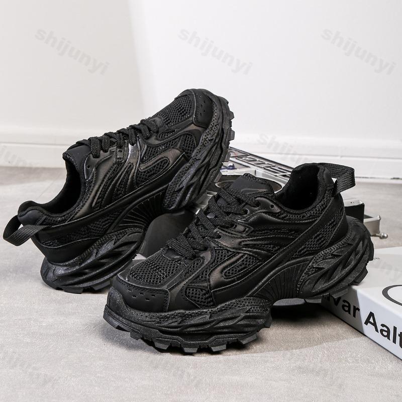 Модные мужские кроссовки для бега 2025 Весна Осень Новые Кроссовки на платформе с увеличением высоты Модные Нескользящие Износостойкие Повседневные Вулканизированные туфли
