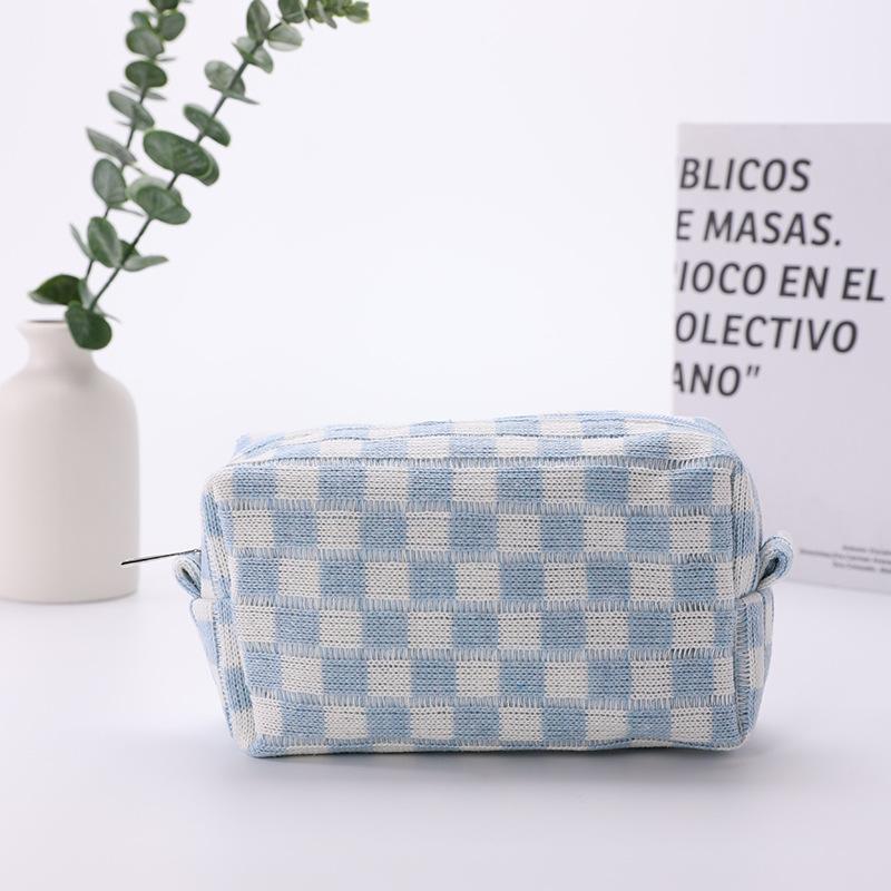 Ins Checkerboard Makeup Bag,Large Capacity Knitted Storage Bag,Portable Travel Bag,Makeup Bag,Ideal Choice for Christmas Gifts