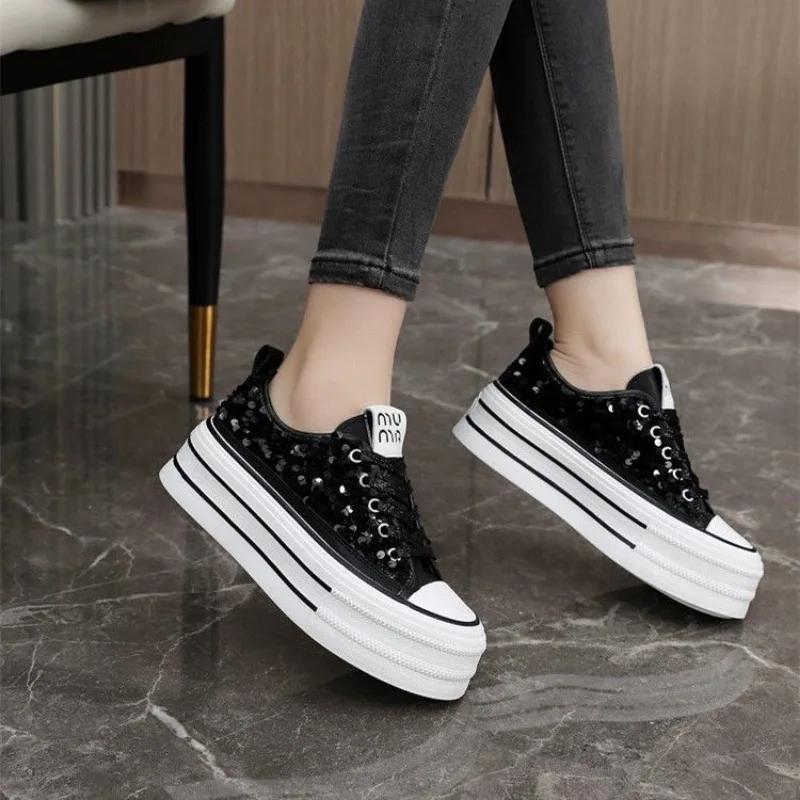 Женская обувь Белые туфли со стразами для женщин с ромбовидной сеткой, дышащие, на высокой платформе с кристаллами, тренды 2024 года в корейском стиле, повседневные