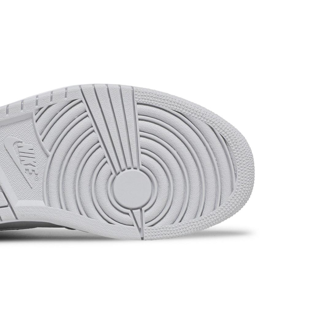 Air Jordan 1 Retro High OG CO.JP 'Tokyo' (Unisex) Neutral Grey / White / Metallic Silver Vintage Basketball Shoes DC1788 029
