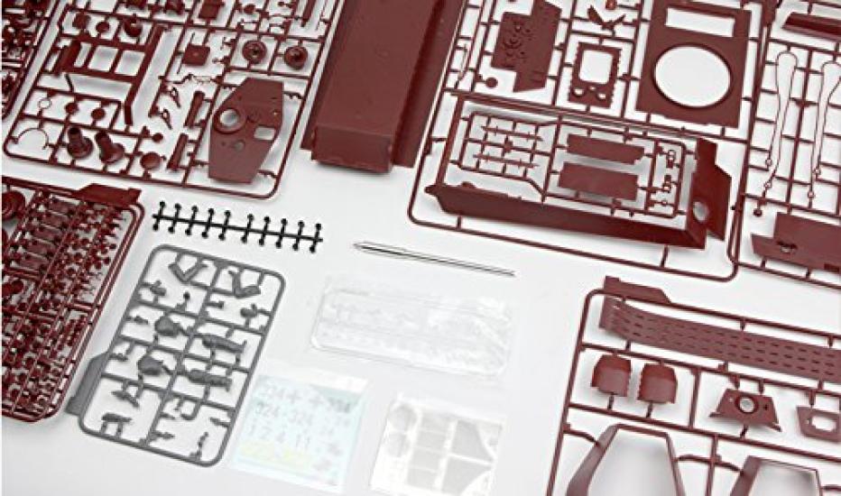 Mont Model German Army German Heavy Tank King Tiger Henschel Turret Plastic Model MTS031 1/35 Sd.Kfz.182