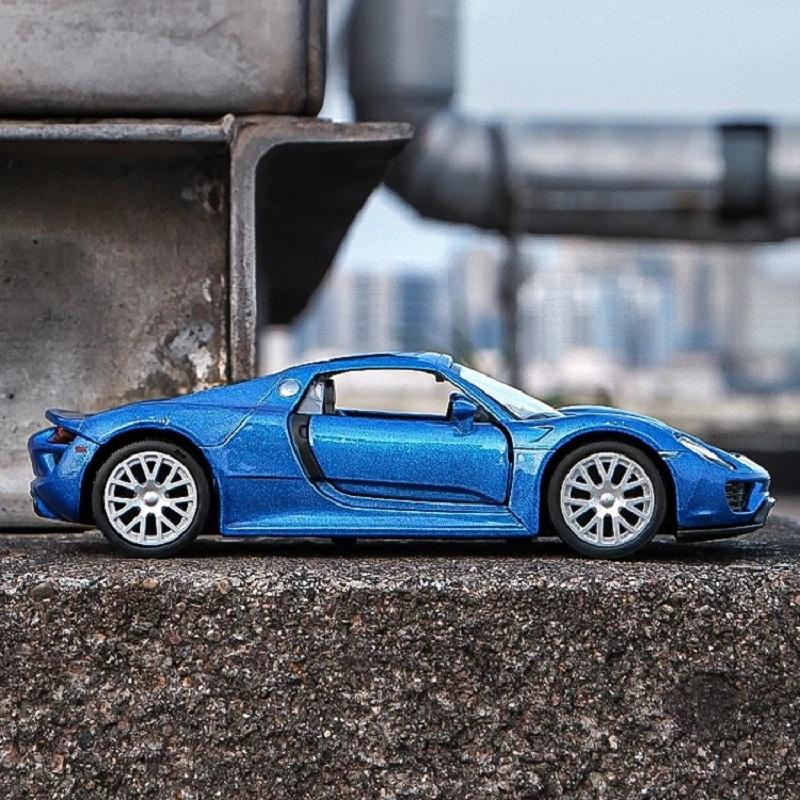 5-дюймовая имитация изысканных литой игрушечной машинки Porsche 918 Spyder Supercar RMZ city 1:Модель из 36 сплавов с откатным механизмом