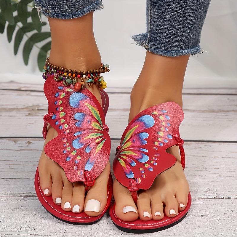 Стильные женские шлепанцы с принтом бабочек | Верх из искусственной кожи и резиновая подошва | Универсальная обувь на все сезоны | Модные шлепанцы с перемычкой для пальца, слипоны