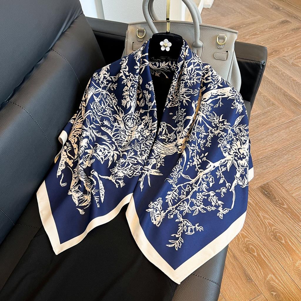 Retro 91 square scarf twill silk printing Korean version girls silk scarf summer and autumn imitation silk decorative gift scarf