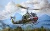 Модель американского вертолета UH-1B Huey Gunship в масштабе 1/35 от Trumpeter, пластиковый набор 05112. (Вертолет)