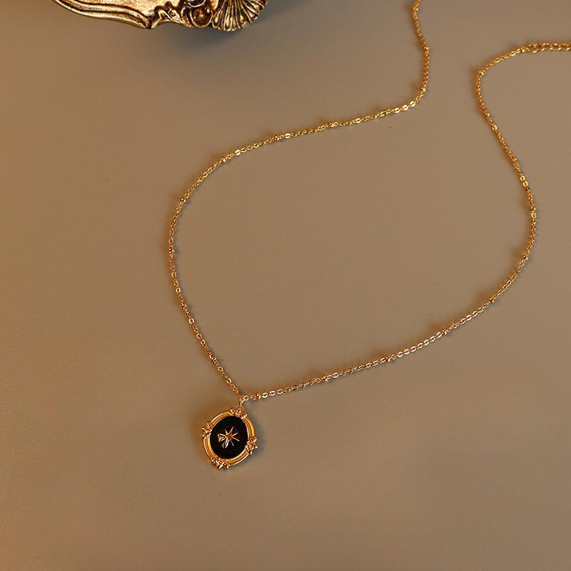 Court Wind Six Stars Necklace Treasure Texture Clavicle Chain Titanium Steel Material Non-Fading Gold Plated P1001