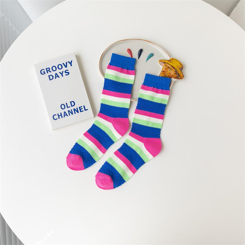 Женские весенне-осенние трендовые цветные полосатые носки-гольфы ручной работы