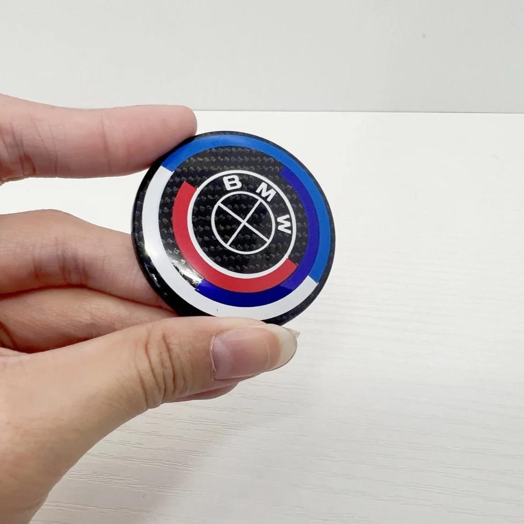 for BMW Carbon Fiber Hub Center Cover Logo 50th Anniversary Style for 123457 Series X123457 Modified Car Accessory SU1