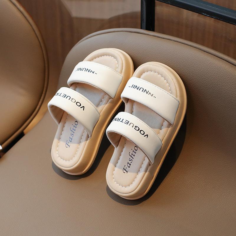 Летние тапочки с буквами для девочек, домашние и уличные тапочки для детей, мягкие тапочки для девочек, классные тапочки