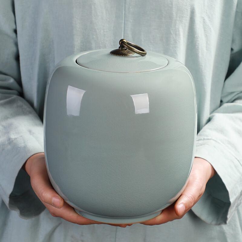 Handun Ge Kiln Ice Crack Celadon Tea Caddy
