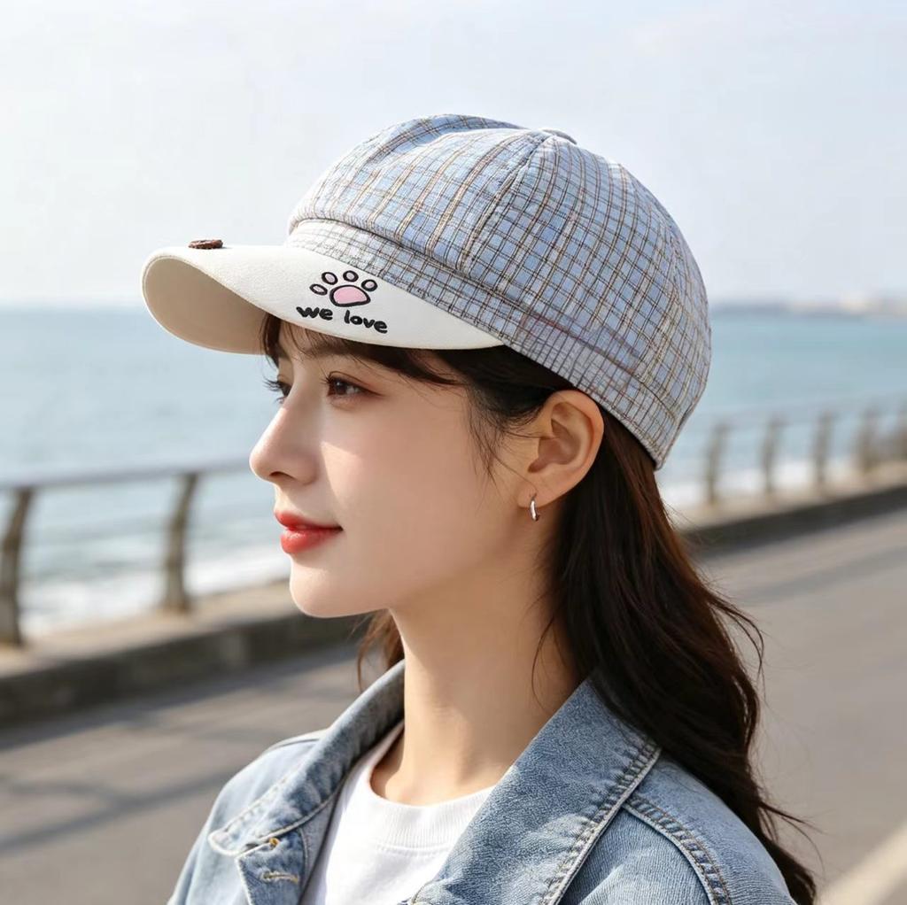 New plaid star anise hat female college student literary retro beret versatile face small puppy feet