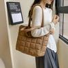Luxury Women Shoulder Bag Quilted Space Cotton Crossbody Bag Versatile Padded Messenger Bag
