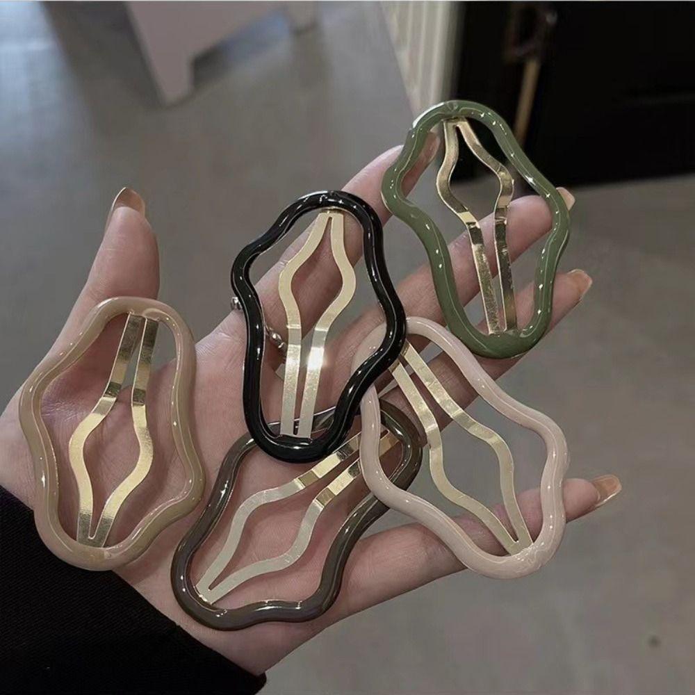 Geometric Cloud Hair Clip Hollow Hollow Metal Hairpin Sweet Clouds Bb Clips Photograph