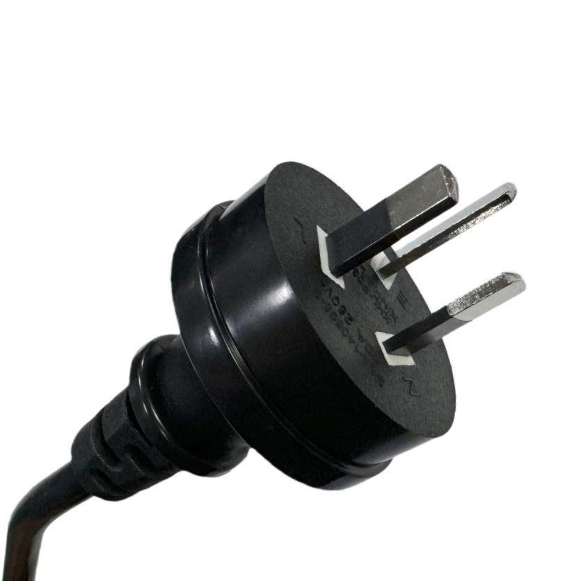 Австралийский 3-контактный шнур питания, H05VV-F 3G0.75мм², C5 "Клевер", 1,1 м, Черный