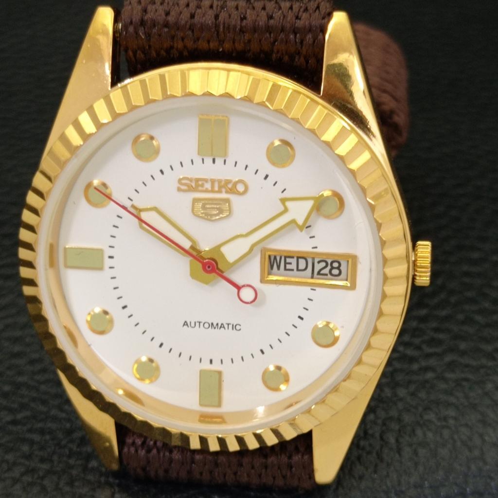 ВОССТАНОВЛЕННЫЕ ВИНТАЖНЫЕ МУЖСКИЕ ЧАСЫ SEIKO 5 AUTOMATIC JAPAN С БЕЛЫМ ЦИФЕРБЛАТОМ a434400-2