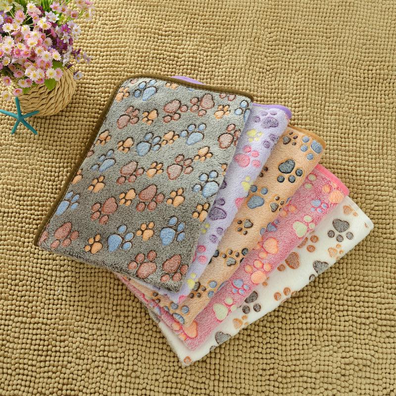 «Одеяло из супермягкой фланели для домашних животных с отпечатками собачьих лап»