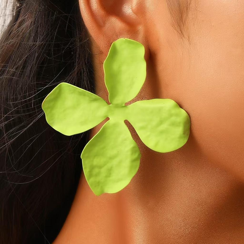 Европейские и американские серьги из сплава в стиле холодного ветра, женские ретро серьги в виде листьев, трансграничная бижутерия, модные серьги женские