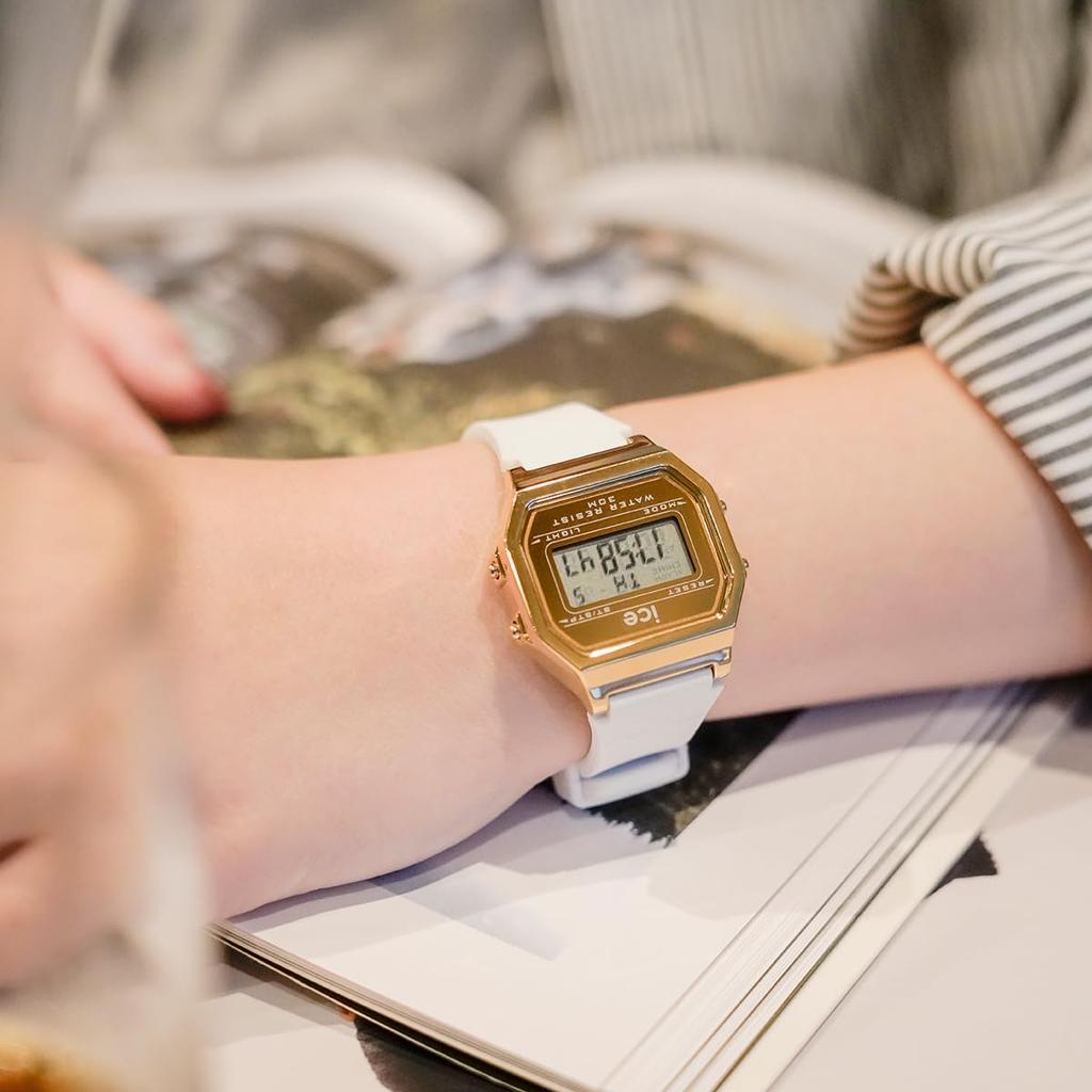 Authorized Distributor Ice Watch Watch 022733 ICE Digit Retro Metal Gold Mirror White Small 32mm Digital [Ice-watch] Men's Women's