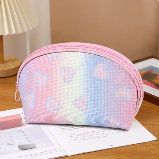 Makeup Bag Zipper Closure Waterproof Large Capacity Travel Toiletry Bag Heart Pattern Makeup Organizer Case