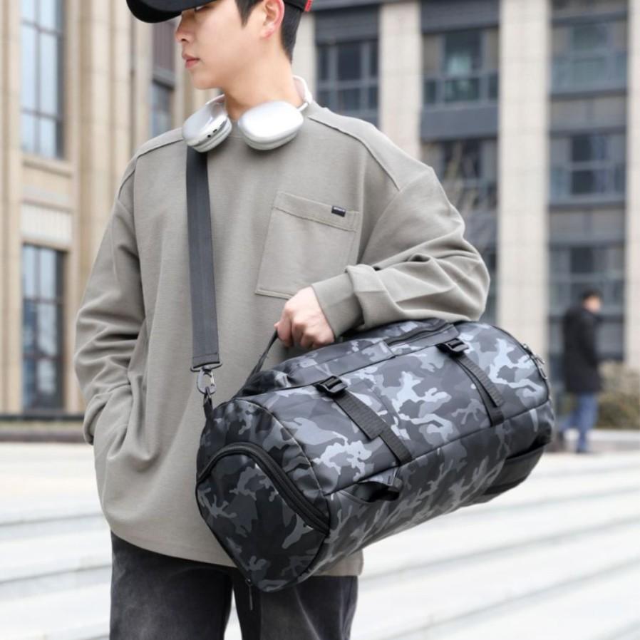 Large-capacity Multi-functional Hand-held Travel Bag with A Shoe Compartment for Both Men and Women, and A Dry-wet Separated Sports and Leisure Bag