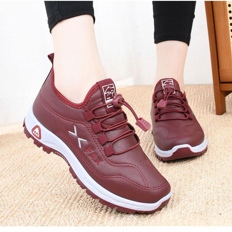 Хлопковая обувь для женщин, зимняя водонепроницаемая обувь из хлопка для мам, теплая бархатная толстая подошва, ботинки для людей среднего и пожилого возраста, нескользящая мягкая подошва