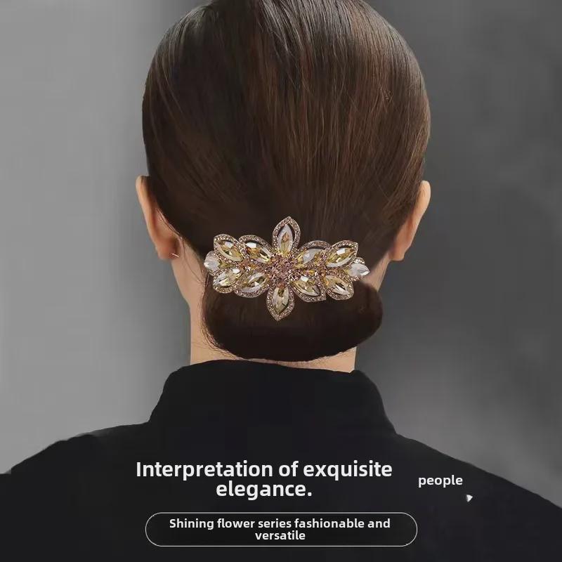 Корейская заколка-цветок с кристаллами - крупный бриллиантовый акцент для хвостиков