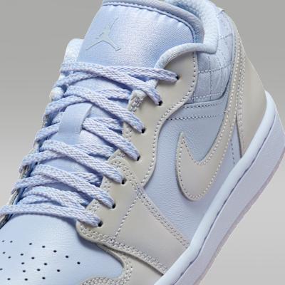 Jordan 1 Низкий SE Призрачный Жемчужный Стеганый (Женский)