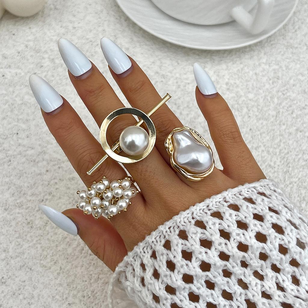 Baroque Heterosexual Pearl Alloy Set Ring Light Luxury Geometric Metal Hollow Finger Ring