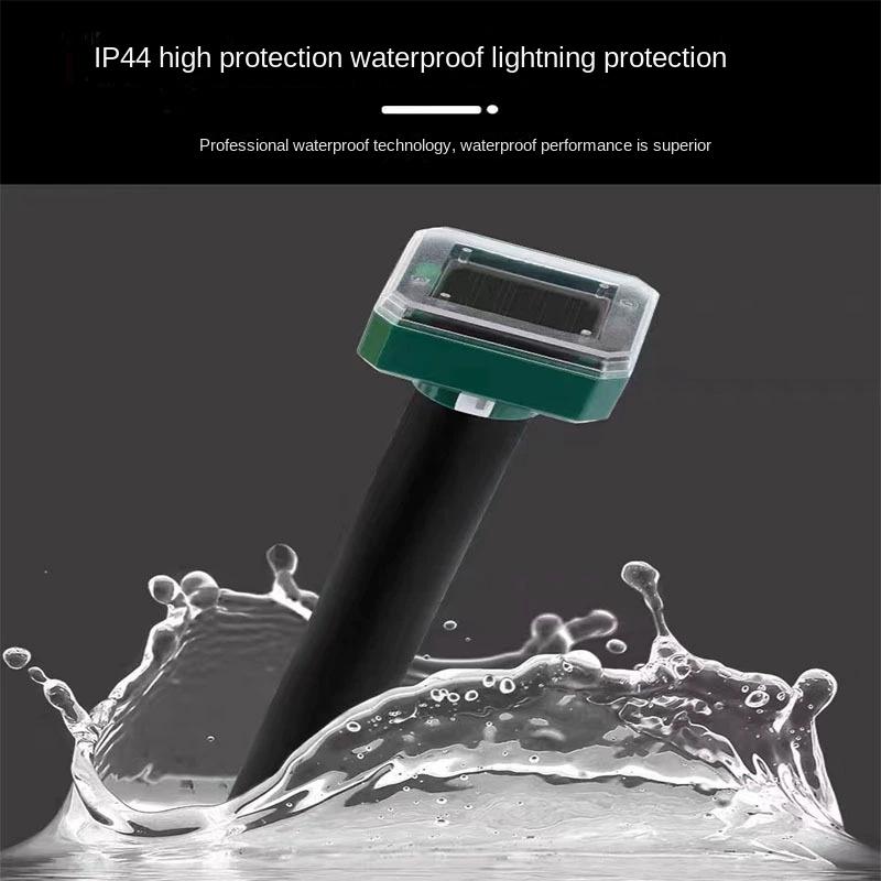 8PCS Outdoor Solar Powered Mole Repellent, Ultrasonic Animal Repeller Ground Spike, Solar Bird Deterrent for Garden Yard, Weatherproof