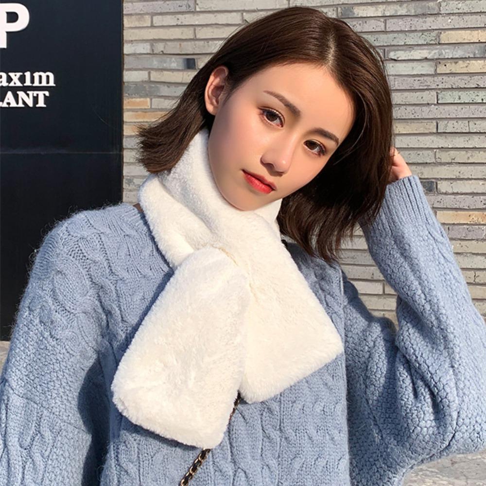 Cute Neckerchief Wrap Winter Warmer Solid Color Girl Plush Scarf Warm Scarf Cross Scarf Neck Warmer
